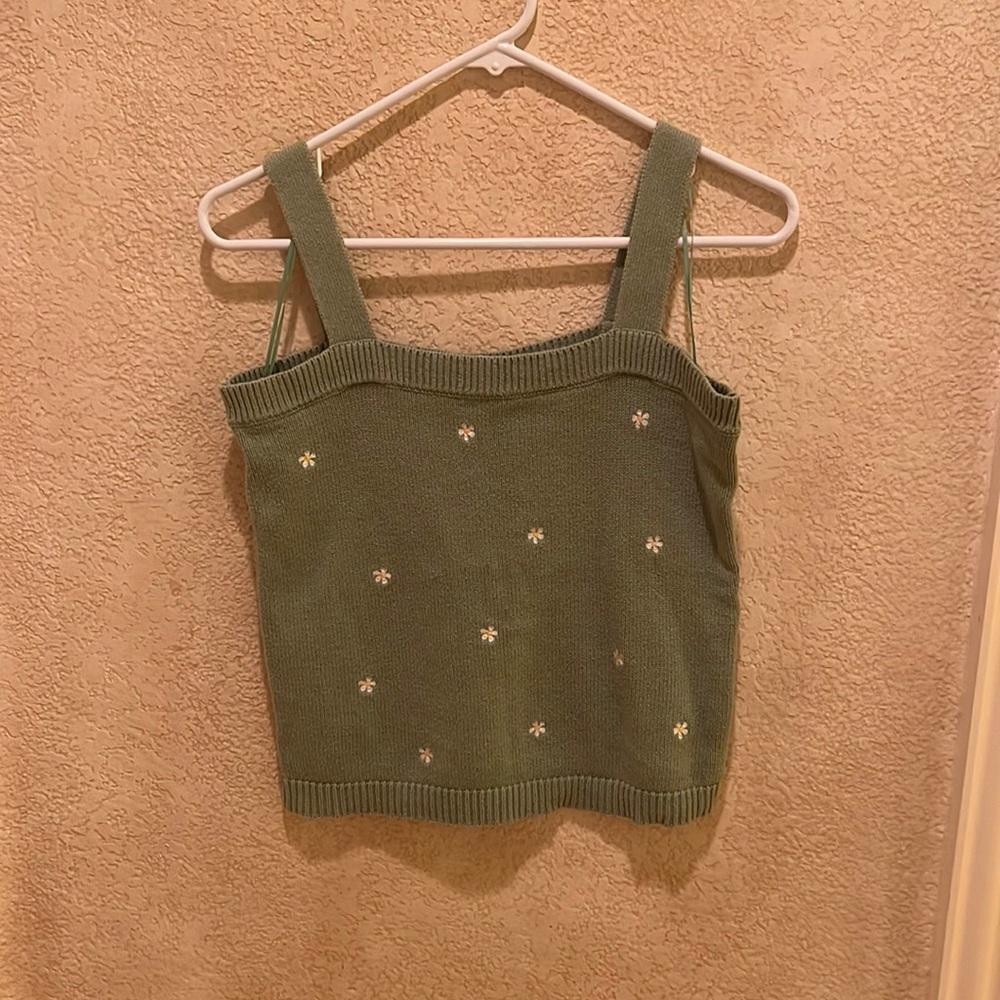 Loft Embroidered Daisy Knit Tank